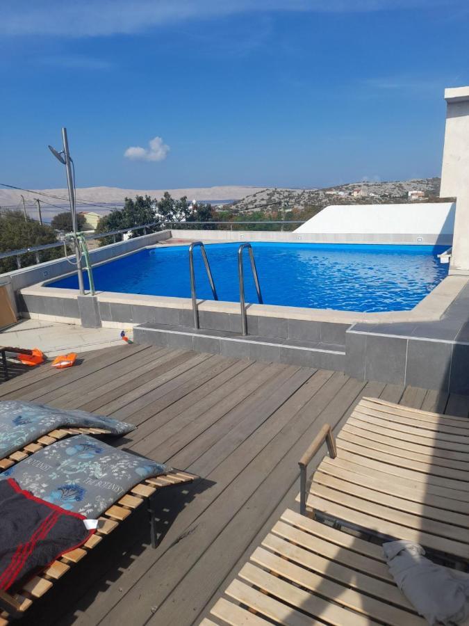 Apartmani CESARICA Karlobag Bagian luar foto