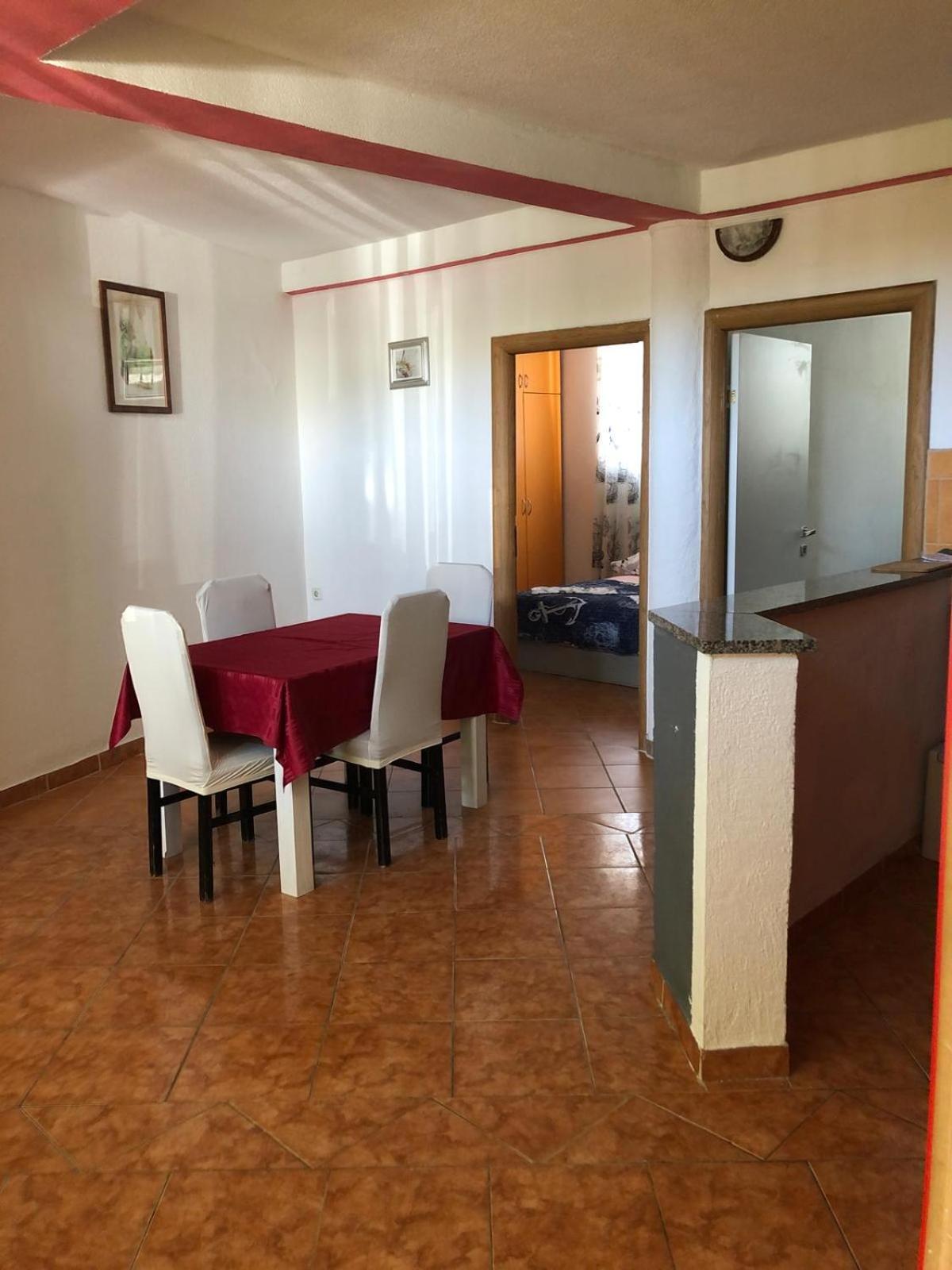 Apartmani CESARICA Karlobag Bagian luar foto