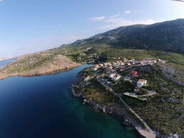 Apartmani CESARICA Karlobag Bagian luar foto