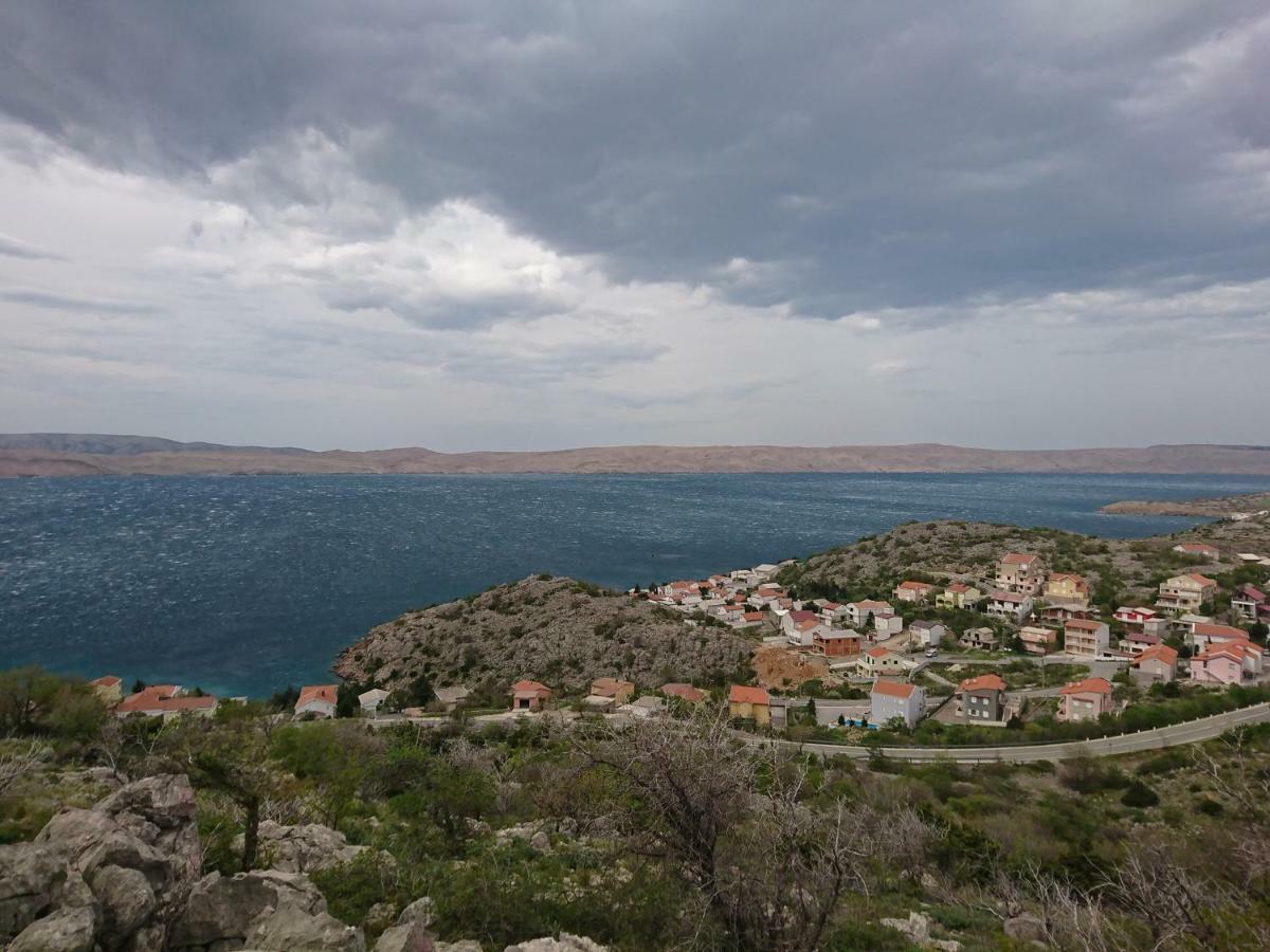 Apartmani CESARICA Karlobag Bagian luar foto